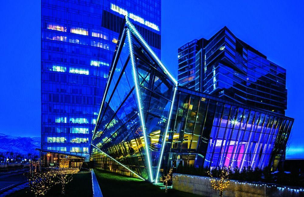 The Ritz-Carlton, Almaty Hotel Exterior foto