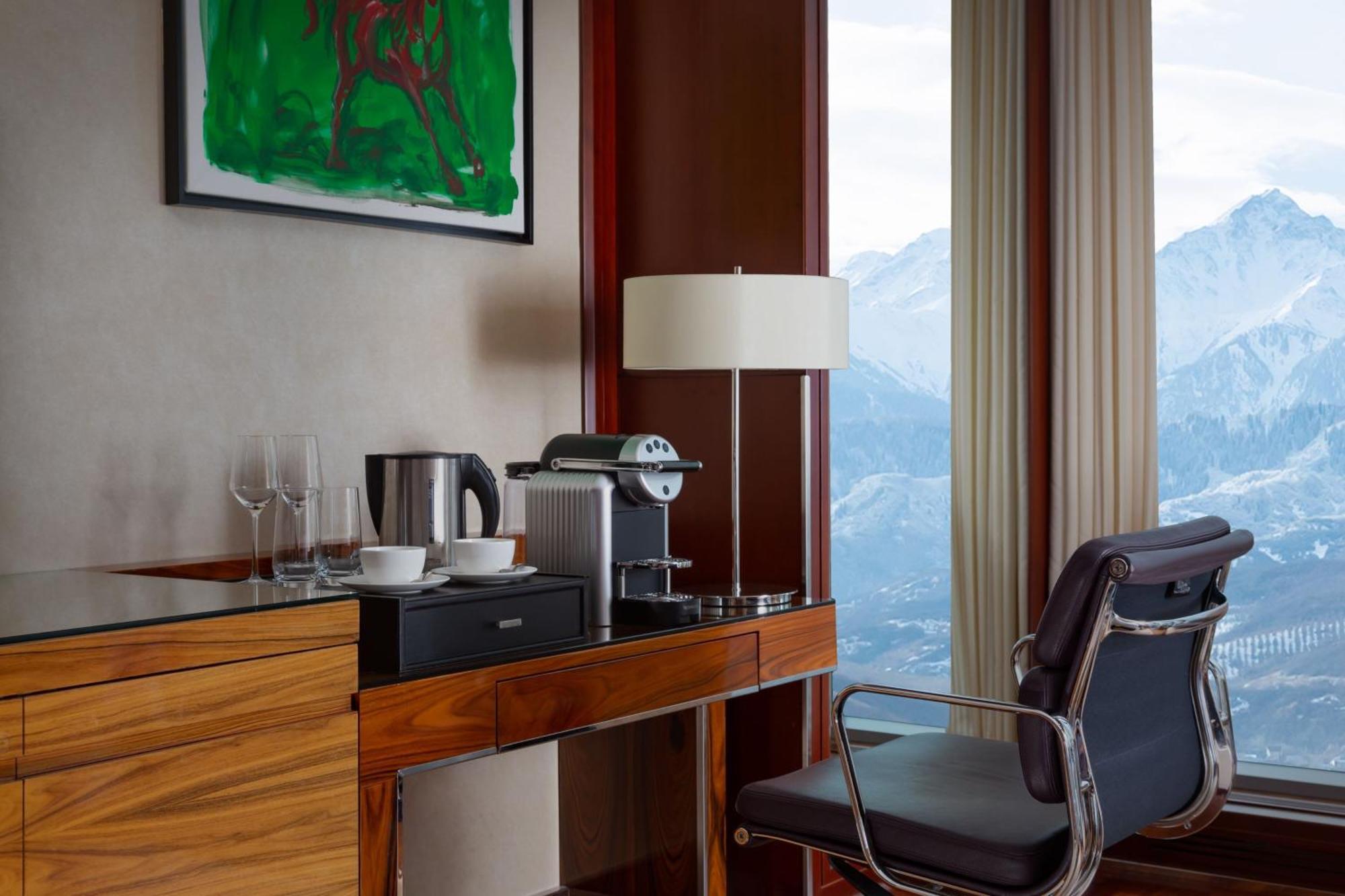The Ritz-Carlton, Almaty Hotel Exterior foto