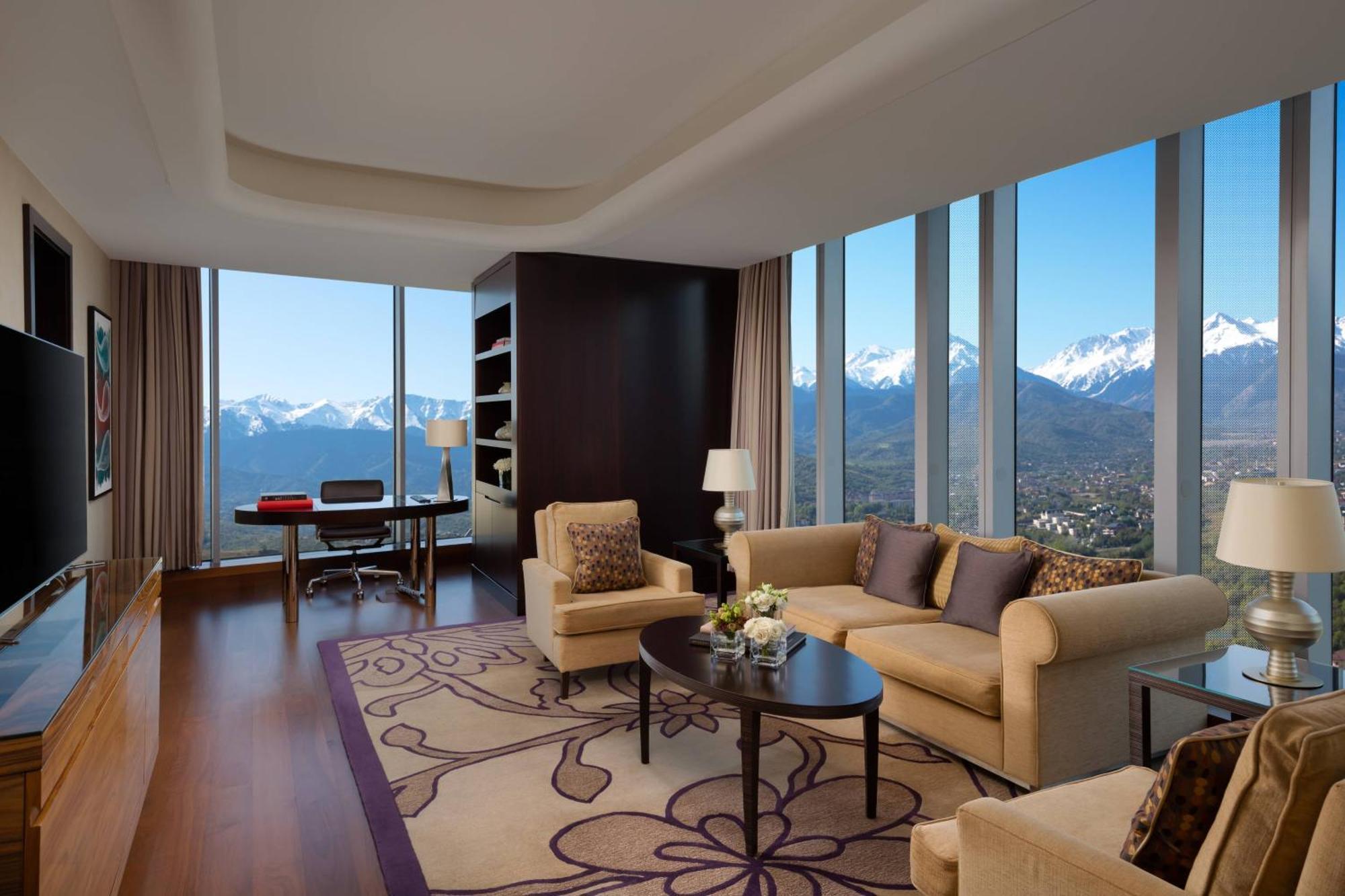 The Ritz-Carlton, Almaty Hotel Exterior foto
